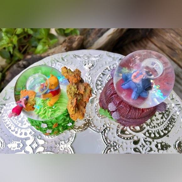 DISNEY Winnie The Pooh Tigger Piglet Eeyore Snowglobe Glitter Glass Snow Dome - Picture 7 of 12